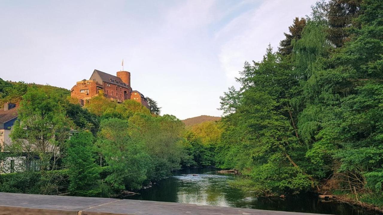 Hostel Burg Hausen Heimbach Kültér fotó